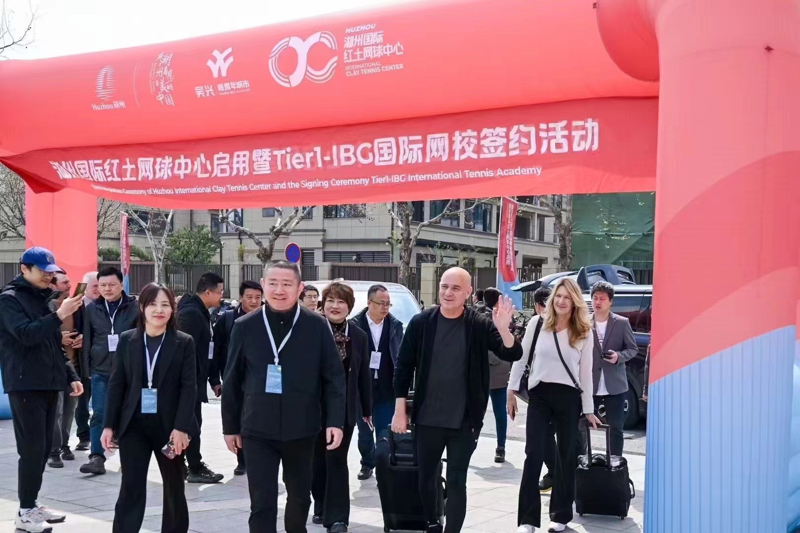 比肩法網(wǎng)、國(guó)際最高級(jí)別,亞洲最大,全國(guó)最好紅土網(wǎng)球場(chǎng)就在浙江湖州!