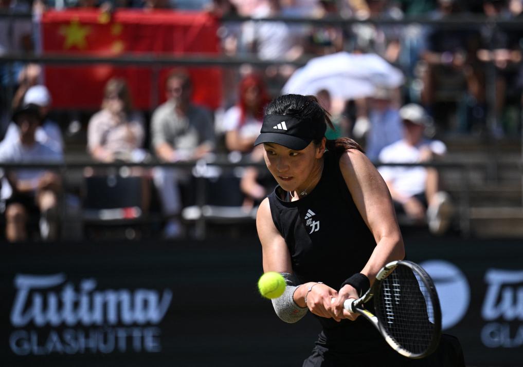 中國(guó)選手王欣瑜鏖戰(zhàn)三盤(pán)遺憾告負(fù) 獲WTA柏林站亞軍